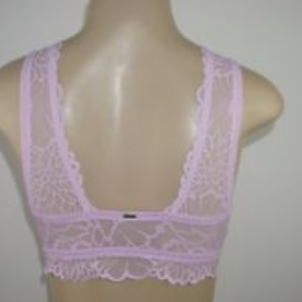 LAST ONE 🎉NWT- VS PINK LACE HIGH NECK PUSH UP BRA - Picture 3 of 3